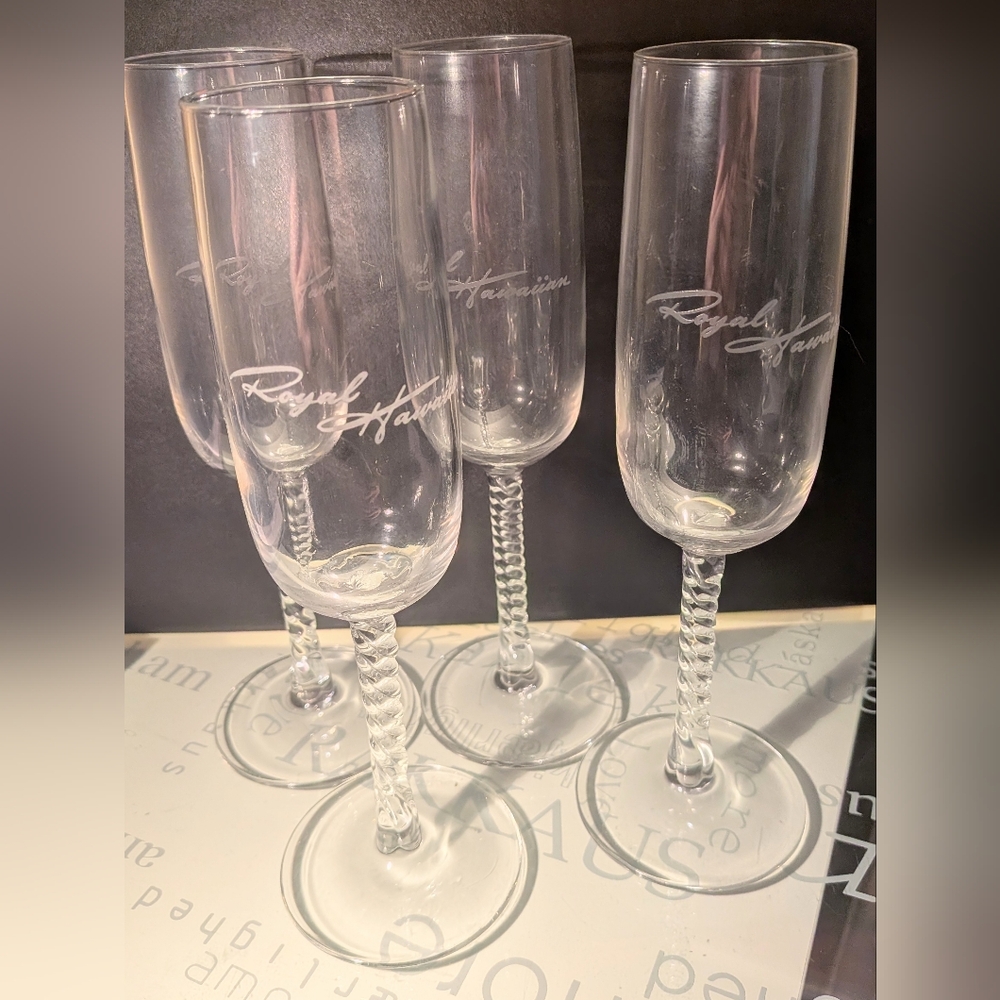 4 Royal Hawaiian Champagne Flutes